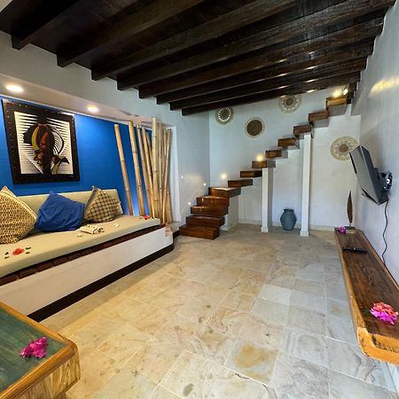 Cantika Villa Гили Траванган Экстерьер фото