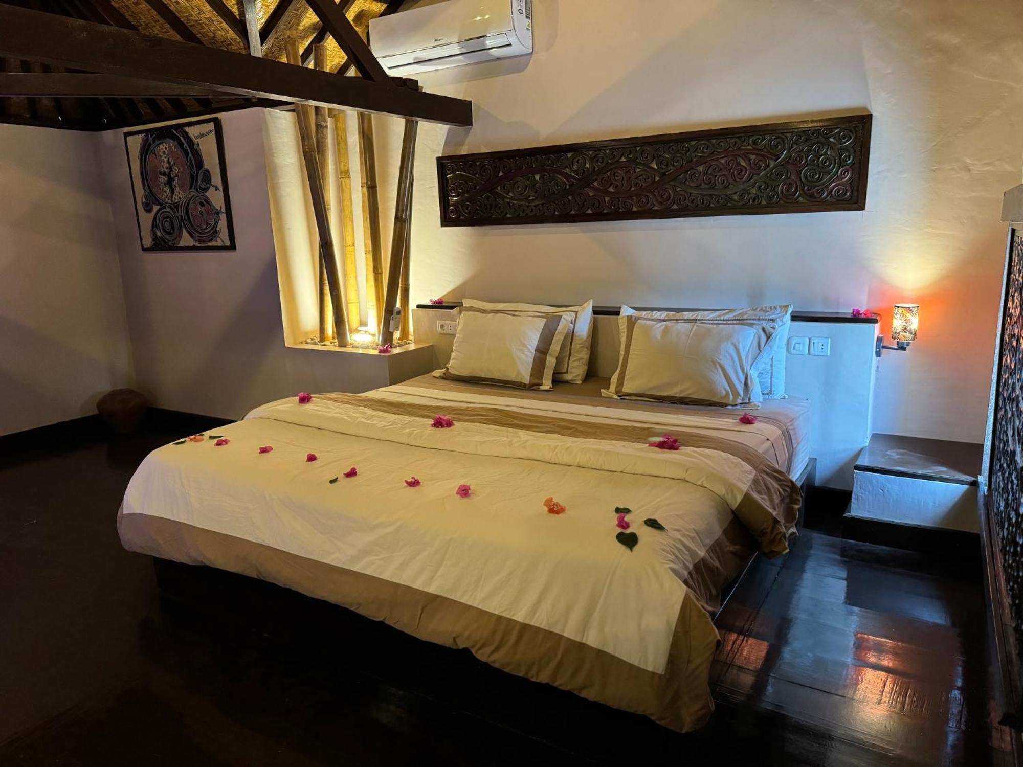 Cantika Villa Гили Траванган Экстерьер фото