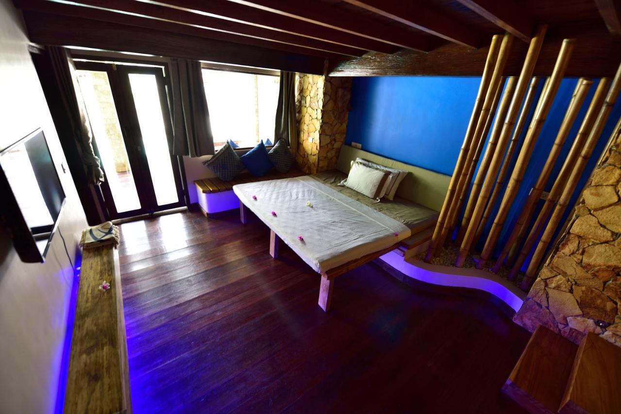 Cantika Villa Гили Траванган Экстерьер фото